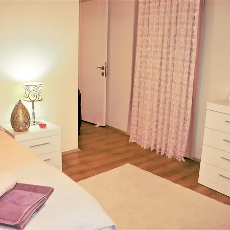 Jasmina Aratepe Mahallesi Villa